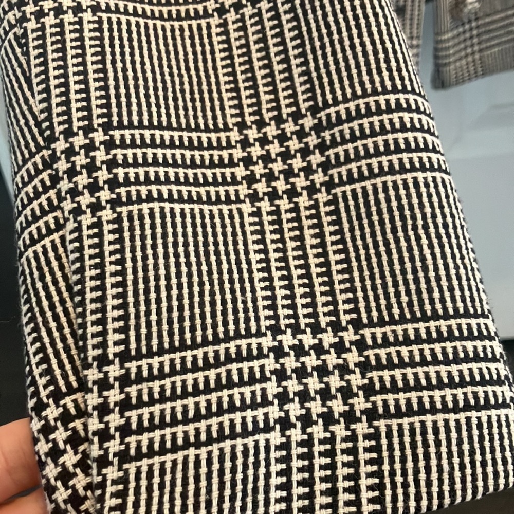 Round collar blazer - Picture 3 of 11